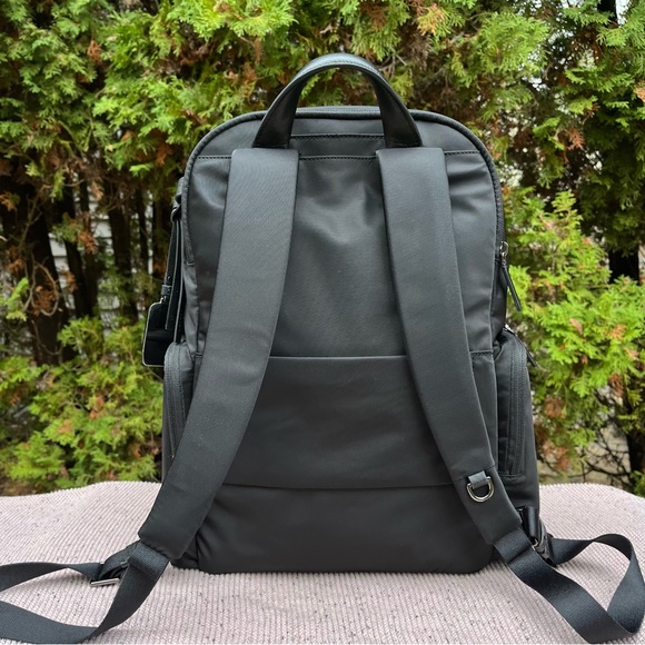 NWOT - Tumi VOYAGEUR Celina Backpack in Black/Gunmetal - Picture 3 of 15